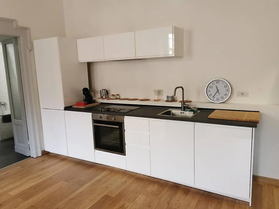 Luxury Apartment - Porta Venezia Milan